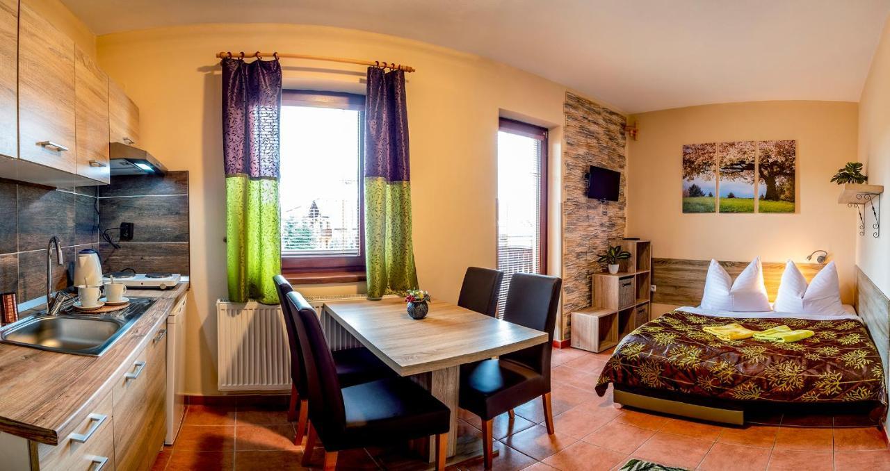 Apartmany Veverica Liptovský Mikuláš 外观 照片