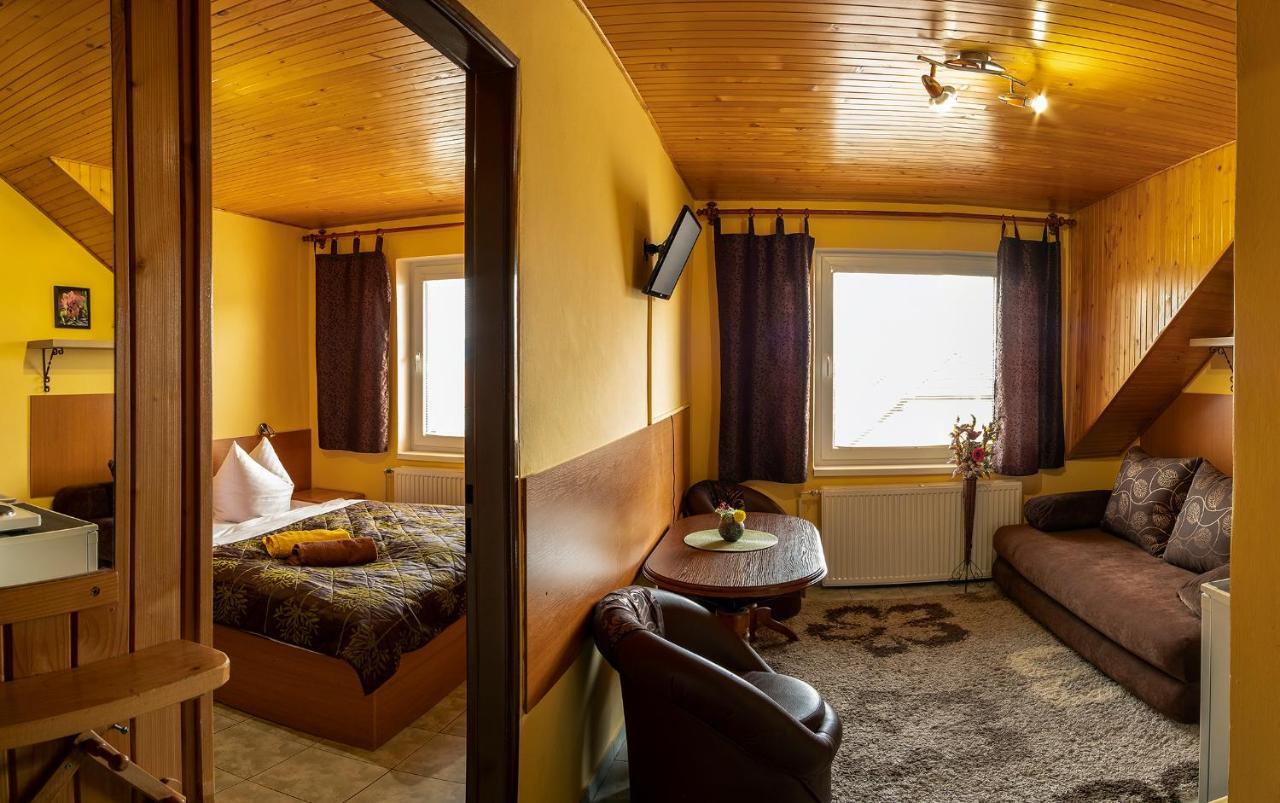Apartmany Veverica Liptovský Mikuláš 外观 照片